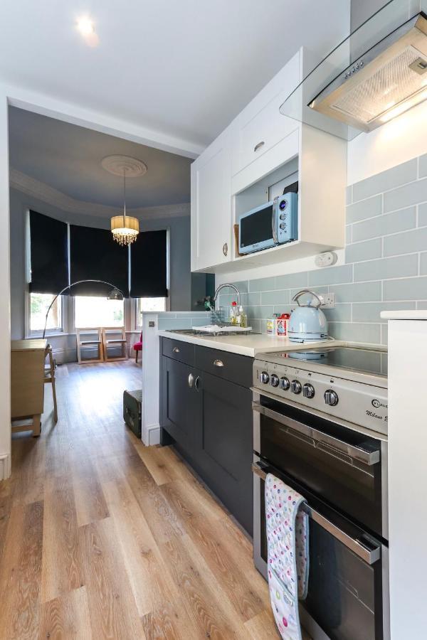 Bright Modern Two Bed With Parking Apartment Bristol Exterior photo