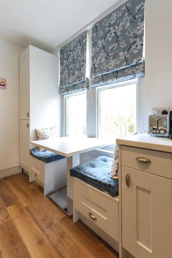 Bright Modern Two Bed With Parking Apartment Bristol Exterior photo